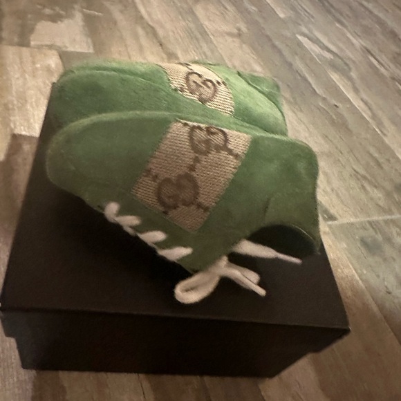 Baby Vintage Gucci Sneakers- - Picture 3 of 3